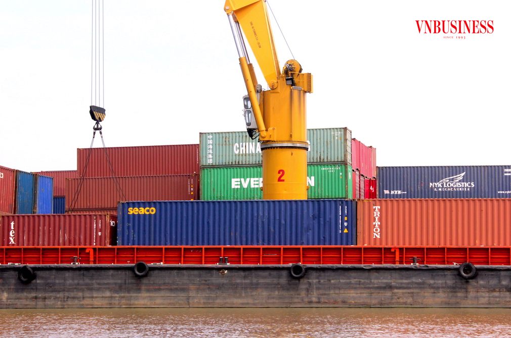 Vì sao doanh nghiệp vẫn lo ách tắc hàng hóa thông quan?