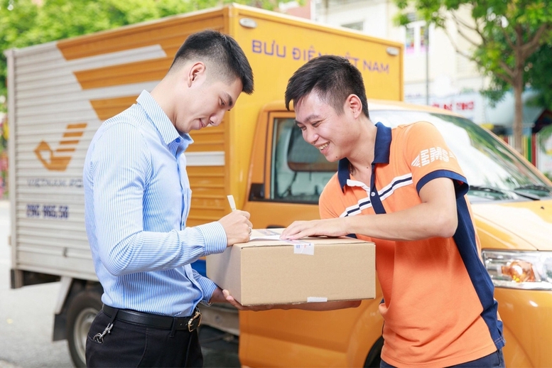 Đề xuất áp dụng thuế VAT 10% cho hàng giá trị nhỏ nhập khẩu vào Việt Nam qua chuyển phát nhanh
