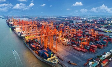 Chuyên gia dự báo GDP Việt Nam năm 2025 khó đạt mục tiêu 7%