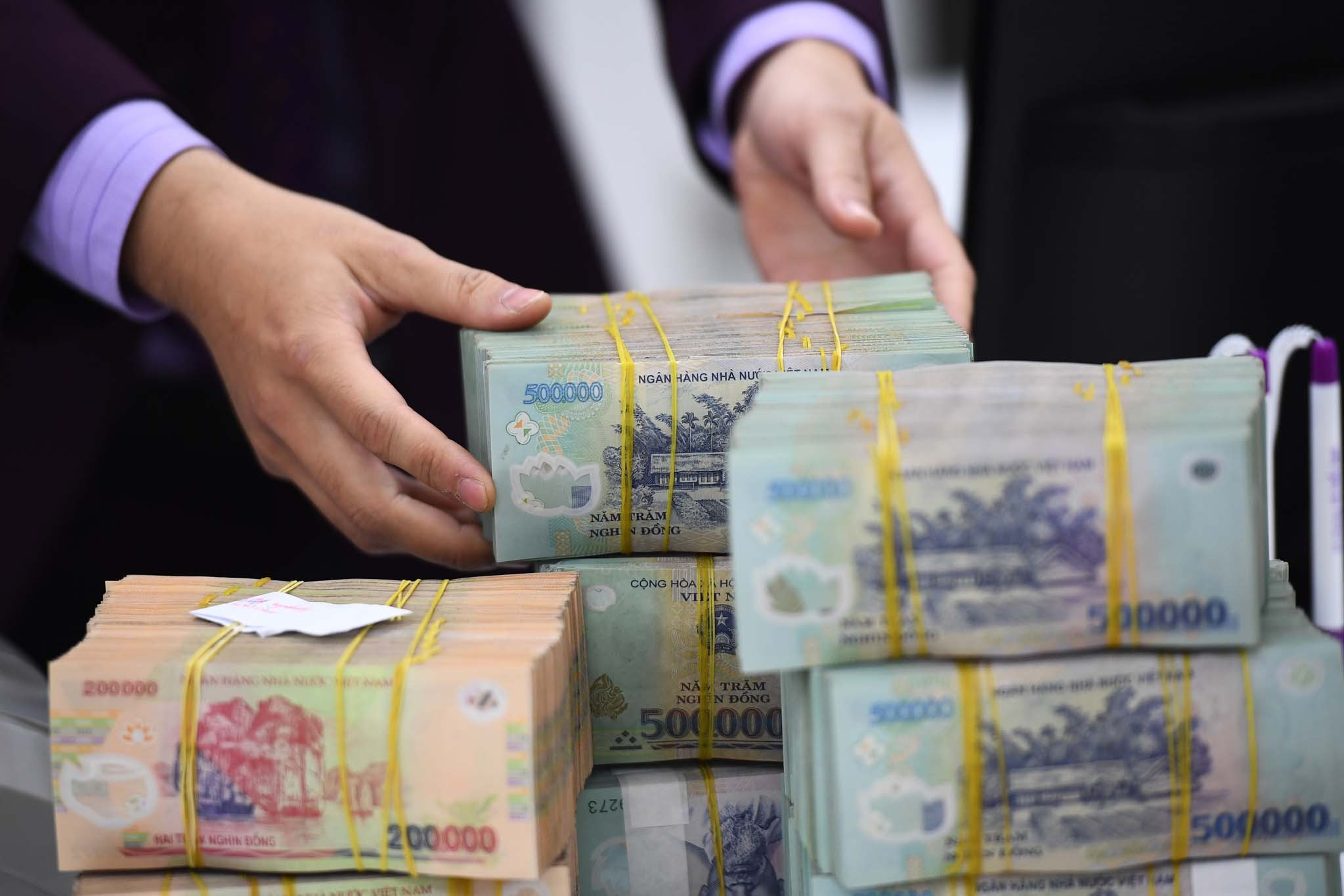 Khách hàng bị ảnh hưởng bão số 3 sẽ được cơ cấu nợ thế nào?
