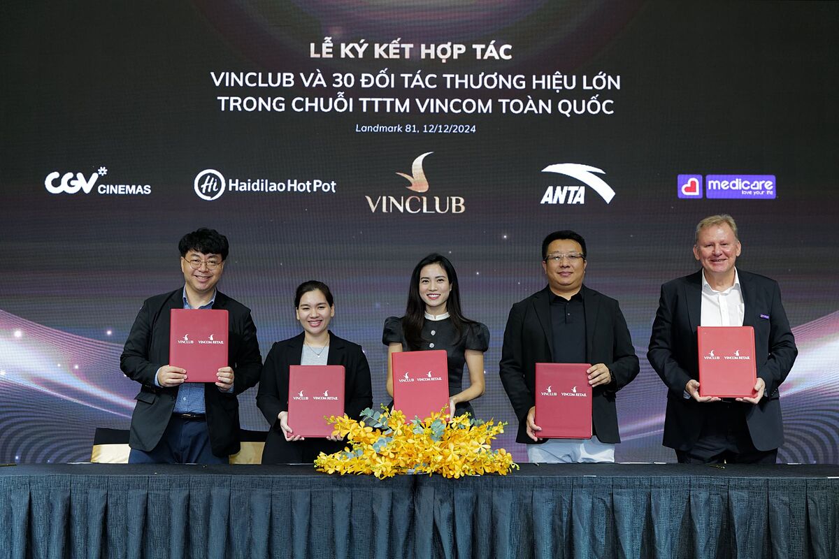 Vinclub hợp tác với hơn 30 thương hiệu hàng đầu trong hệ thống TTTTM Vincom, mở rộng đặc quyền cho khách hàng thân thiết