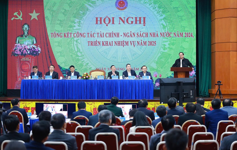 Thủ tướng Phạm Minh Chính: Bộ Tài chính chưa vượt qua chính mình, giảm thuế còn chậm