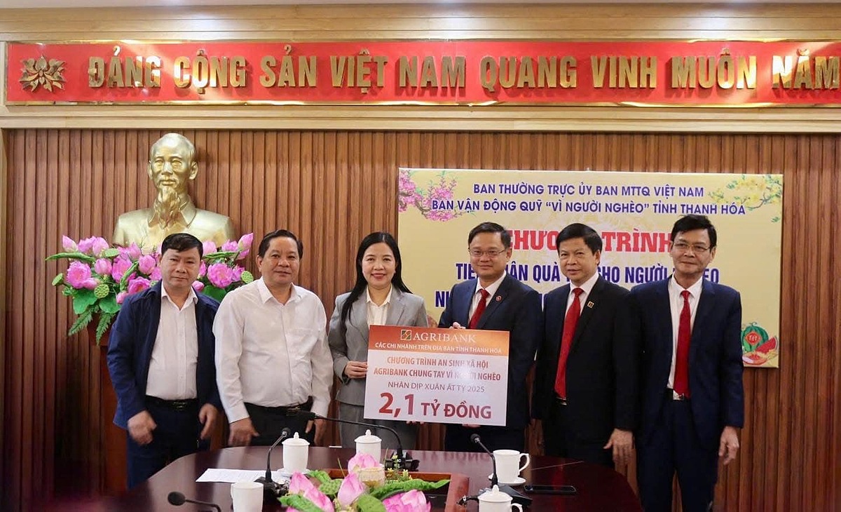 Agribank chi hơn 100 tỷ đồng hỗ trợ người nghèo dịp Xuân Ất Tỵ 2025