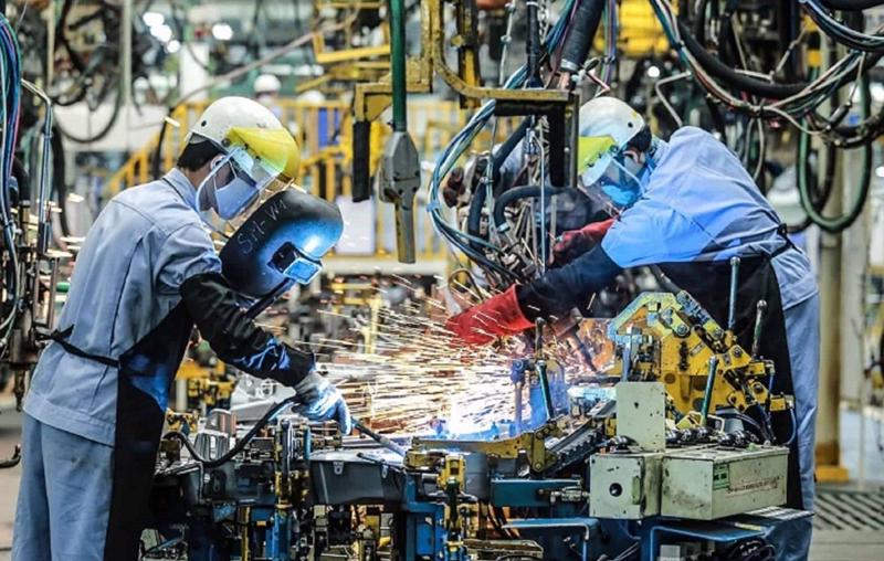 Doanh nghiệp sản xuất lạc quan hơn bất chấp PMI tháng thứ hai liên tiếp về dưới mốc 50