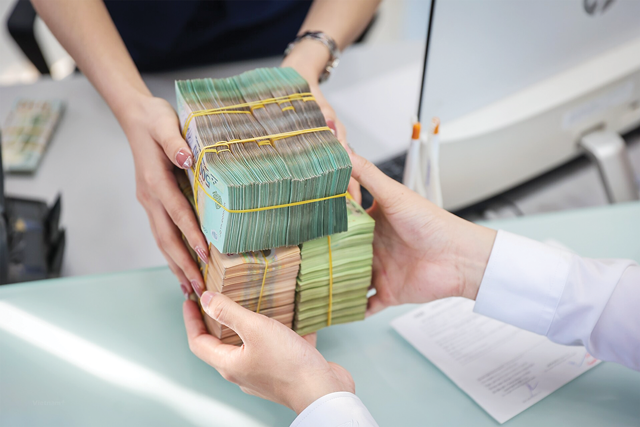 Thanh tra, kiểm tra các ngân hàng tăng lãi suất huy động