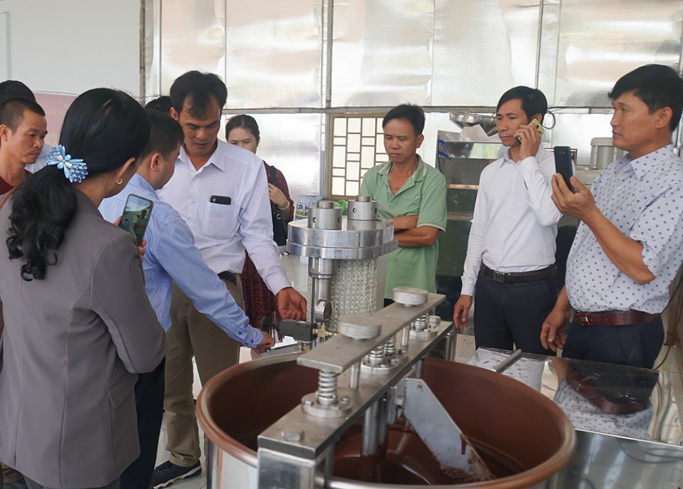 Sự chuyển mình của những HTX đầu tư công nghệ sau thu hoạch tại Đăk Nông