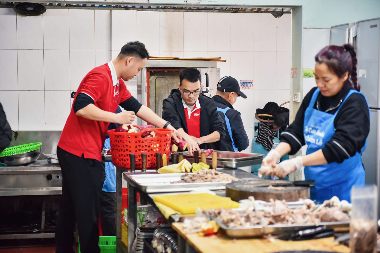 SeABanker chia sẻ yêu thương tới người dân tại 29 tỉnh, thành trên cả nước