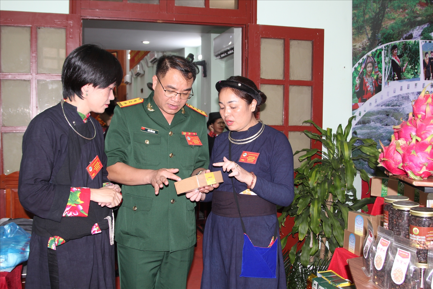 Những triền núi xanh trở thành ‘cần câu cơm’ cho người dân Bình Gia