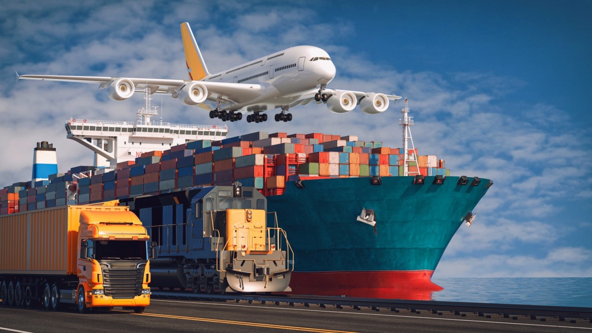 Doanh nghiệp xuất khẩu cần làm gì trước 'cơn sóng dữ' thuế quan cận kề?