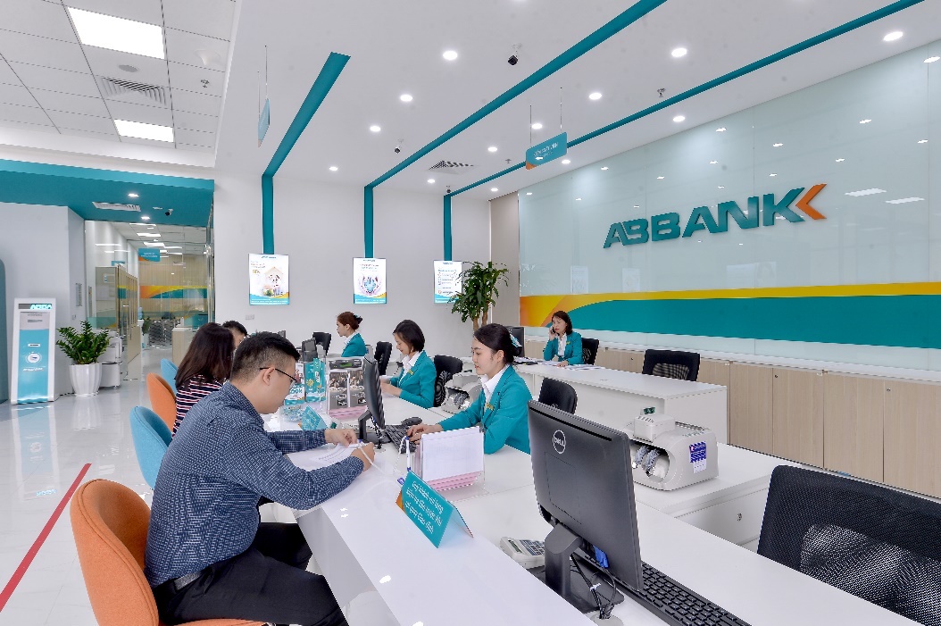 Nhiều ngân hàng đặt mục tiêu lợi nhuận cao, tăng vốn khủng