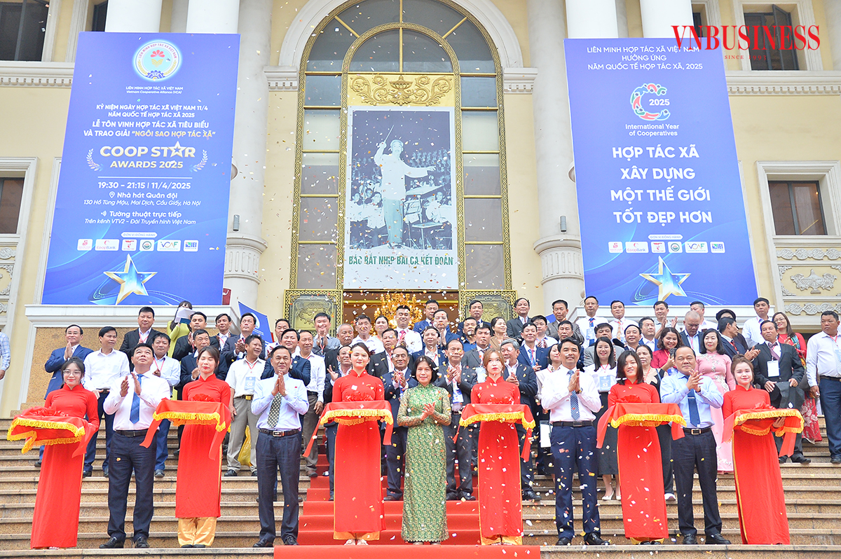 Hàng ngàn nông sản đặc sắc hội tụ tại Khu trưng bày và giới thiệu sản phẩm HTX 2025