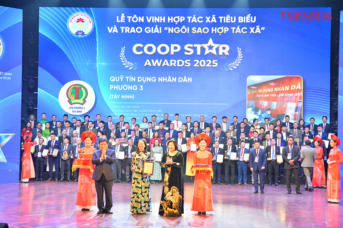 Liên minh HTX Việt Nam tôn vinh 100 'Ngôi sao HTX' năm 2025