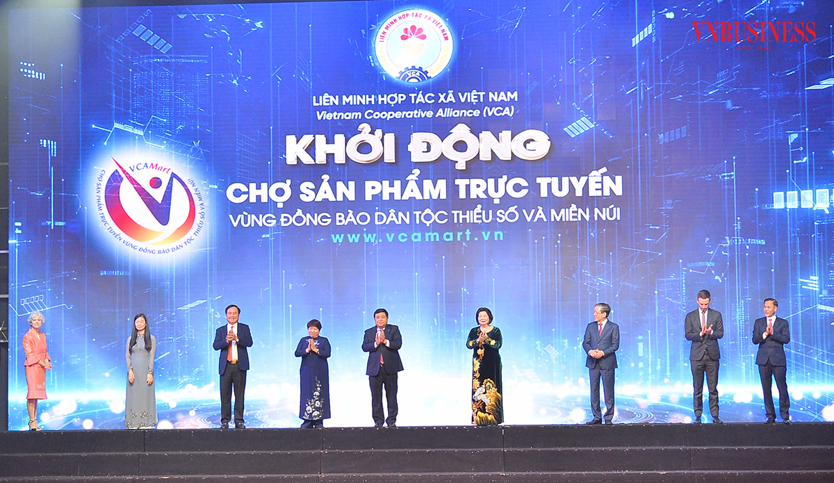 Chợ thương mại điện tử: 'cánh cửa mở' cho HTX bước vào thời đại số
