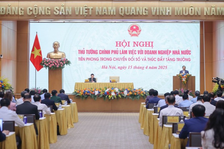 Làm việc với doanh nghiệp Nhà nước, Thủ tướng kêu gọi cần phải lớn mạnh hơn nữa