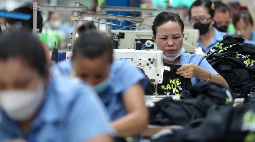 Doanh nghiệp xuất khẩu chạy đua giao hàng trước thuế quan Mỹ