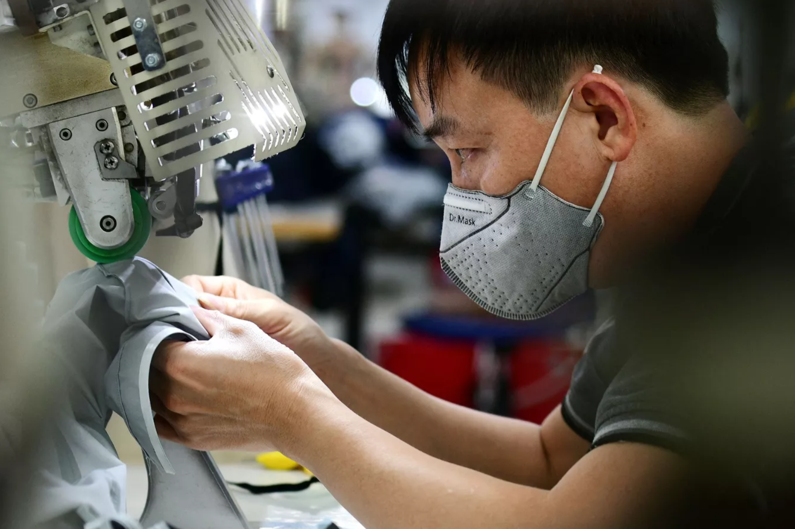 Các 'ông lớn' thời trang quốc tế cần hỗ trợ Việt Nam chuyển đổi năng lượng xanh