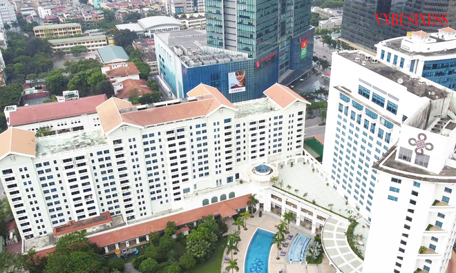 ‘Long tranh hổ đấu’ giành miếng bánh tỷ đô ngành khách sạn