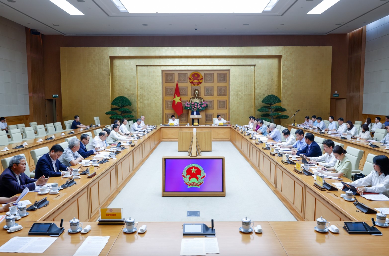 Thành lập Hội đồng Tư vấn Chính sách giúp Thủ tướng 'bắt mạch' kinh tế-xã hội
