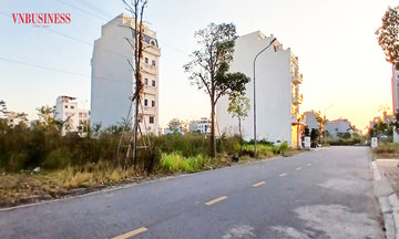 Giữa sóng ngầm đấu giá đất tỉnh, người trong cuộc kể về &#039;cú ngã ngựa&#039; để đời trong quá khứ