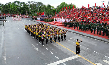 70 năm giải phóng Hải Phòng: Rực rỡ lễ diễu hành thành phố Anh hùng