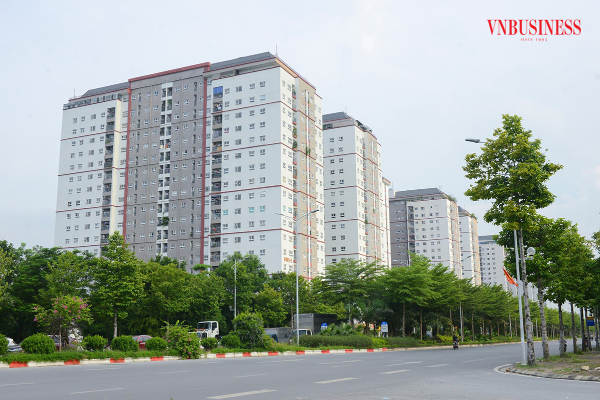 Nhà vùng ven vẫn 'cao vời vợi' dù lãi vay chạm đáy