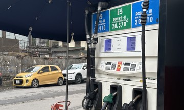 Giá xăng, dầu đồng loạt quay đầu tăng