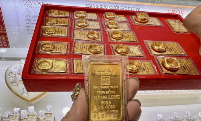 Vàng nhẫn giảm 700.000 đồng/lượng, riêng Phú Quý điều chỉnh tăng
