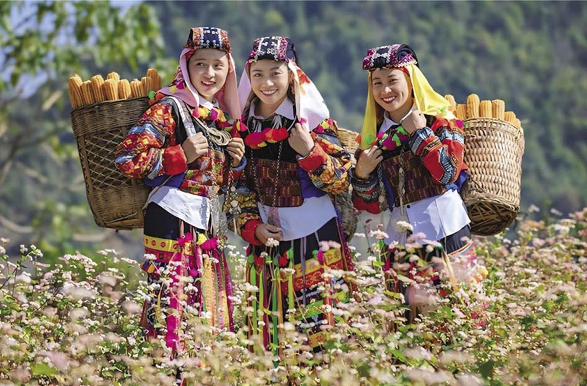 Đồng bào dân tộc thiểu số ở Đồng Văn thoát nghèo nhờ lợi thế tự nhiên của &#039;cao nguyên đá&#039;