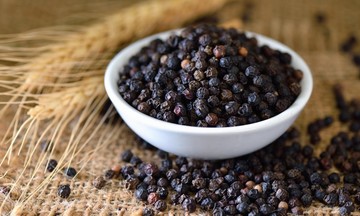 Giá tiêu quay đầu bật tăng đến 1.000 đồng/kg