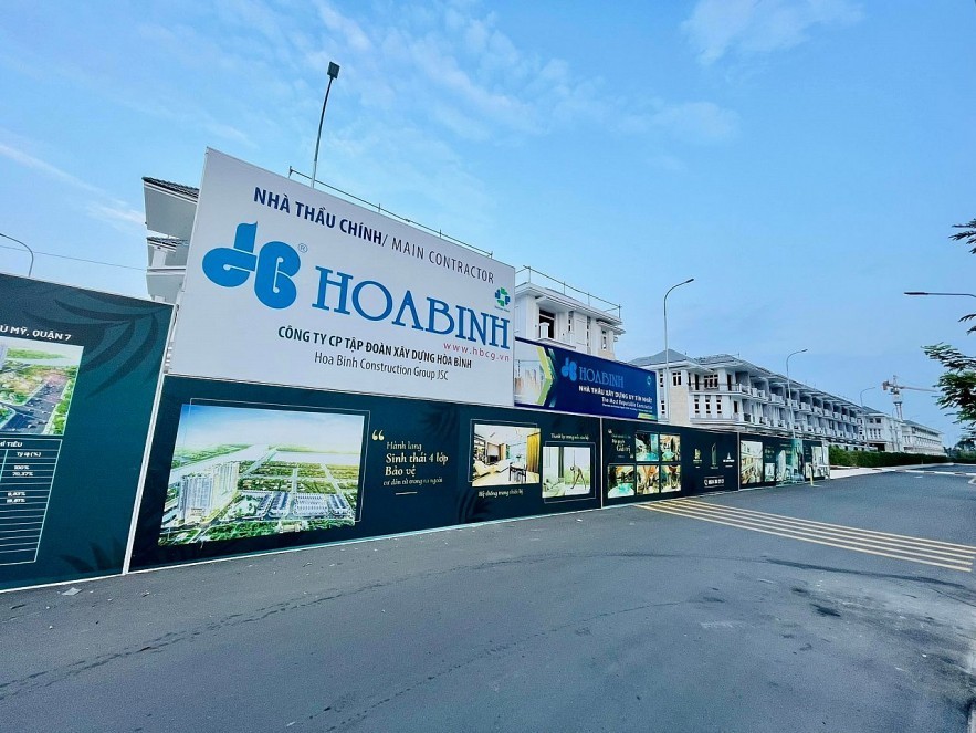 Xây dựng Hòa Bình kinh doanh ảm đạm, CEO muốn thoái sạch vốn