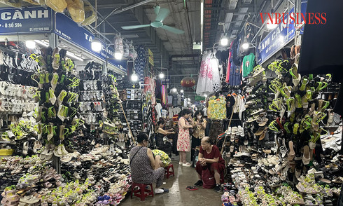 Tiểu thương loay hoay giữa áp lực bỏ thuế khoán và bài toán tăng giá