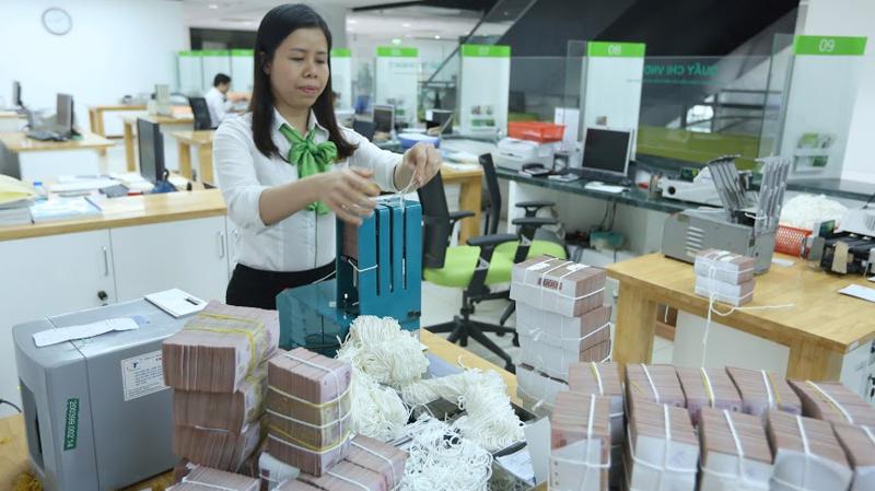 Tín dụng tăng trưởng tích cực, thanh khoản ngân hàng vẫn dồi dào