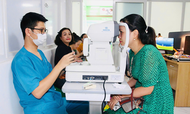 789bet link mới Phòng: Hàng trăm nhà báo được khám mắt, cấp phát thuốc, kính miễn phí