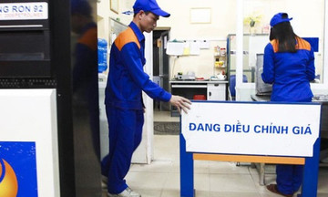 Giá xăng dầu đồng loạt điều chỉnh mạnh, cao nhất tăng gần 1.500 đồng/lít