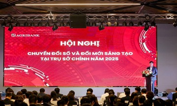 Agribank triển khai Chương trình “Bình dân học vụ số”: Lan tỏa tri thức – Tiên phong chuyển đổi số ngành ngân hàng