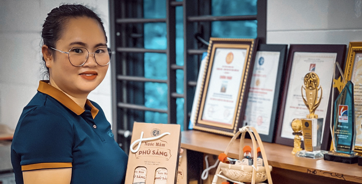 HTX giúp đời sống người dân thêm khấm khá nhờ biết tận dụng nguồn nguyên liệu tại địa phương