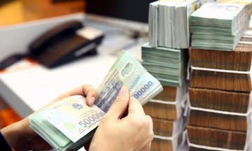 Giảm một nửa mức thu hơn 40 khoản phí, lệ phí cho người dân, doanh nghiệp