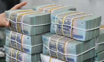 Lãi suất liên ngân hàng vọt lên 6,45%/năm, doanh nghiệp lo &#039;cơn bão&#039; lãi vay chực chờ