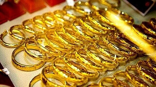 Vàng miếng và vàng nhẫn đồng loạt tăng tới 300.000 đồng/lượng
