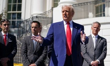 Chuyên gia lạc quan về thỏa thuận thuế ông Trump công bố