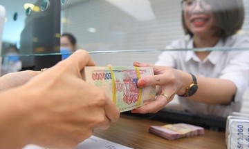 Người dân gửi tiết kiệm gần 500.000 tỷ đồng trong 4 tháng