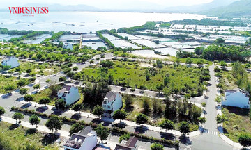 ‘Sóng sáp nhập’ hụt hơi, nhà đầu tư ôm đất chờ dài