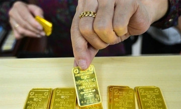 Vàng miếng đạt &#039;đỉnh&#039; nhưng nhà đầu tư vẫn lỗ đậm sau một tuần