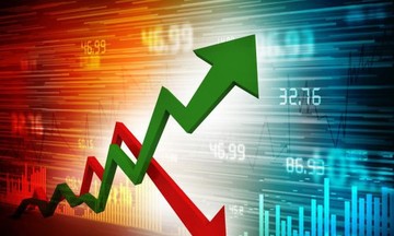 Chờ nâng hạng, VN-Index lên hay xuống trong tháng 8?