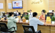 Bất ngờ với thu nhập của nhân viên ngân hàng