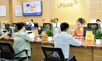 Bất ngờ với thu nhập của nhân viên ngân hàng