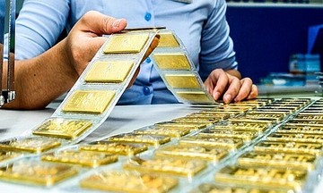 Vàng miếng neo ở mức 124,4 triệu đồng/lượng