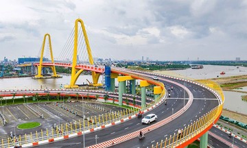 Vingroup công bố 2 trụ cột hoạt động mới là hạ tầng và năng lượng xanh