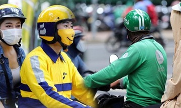 Các hãng gọi xe công nghệ Grab, Be nói gì về lộ trình chuyển đổi phương tiện xanh?