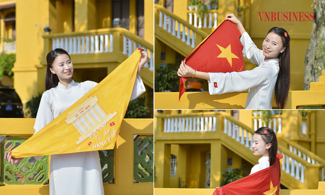 <p class="Normal">
Bạn Thu Thủy chia sẻ: “Em đi chơi cũng muốn chụp vài tấm ảnh đẹp để lưu niệm, giá khoảng 20.000 đồng/kiểu. Nhưng vì quá đông nên thợ yêu cầu phải chụp tối thiểu 10 kiểu mới nhận, tuy nhiên em khá ưng về chất lượng sau khi nhận file ảnh”.</p>